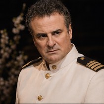 as Manrico with Sondra Radvanovsky as Leonora and Buno Caproni as Conte di Luna in "Il Trovatore", Houston Grand Opera January 2005 | Photo: Brett Coomer